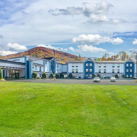 Comfort Inn Asheville East-Blue Ridge Pkwy Access Buitenkant foto